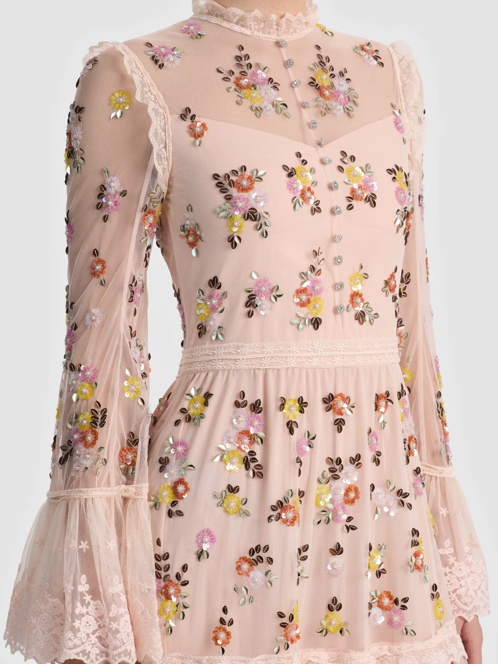 Alice and Olivia MAXI*ALLEGRA EMBELLISHED LACE MAXI GOWN