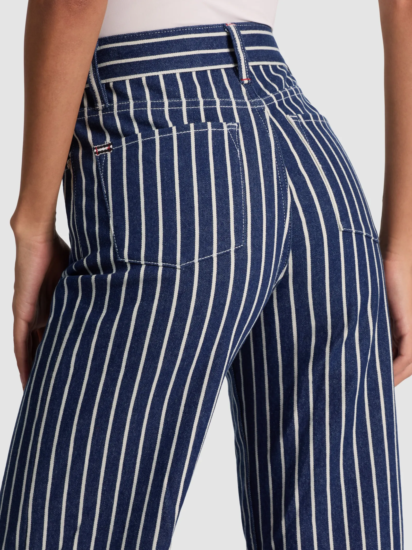 Alice and Olivia JEANS*CHIC STRIPED JEAN