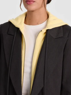 Alice and Olivia BLAZERS*JORDAN BLAZER WITH REMOVABLE HOODIE